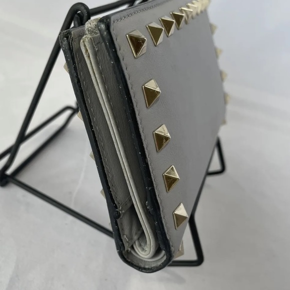 Valentino Garavani Rockstud Gray Smooth Leather Long Wallet. Authentic! - Picture 15 of 16